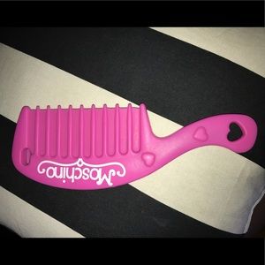 Pink iPhone 6/s moschino comb